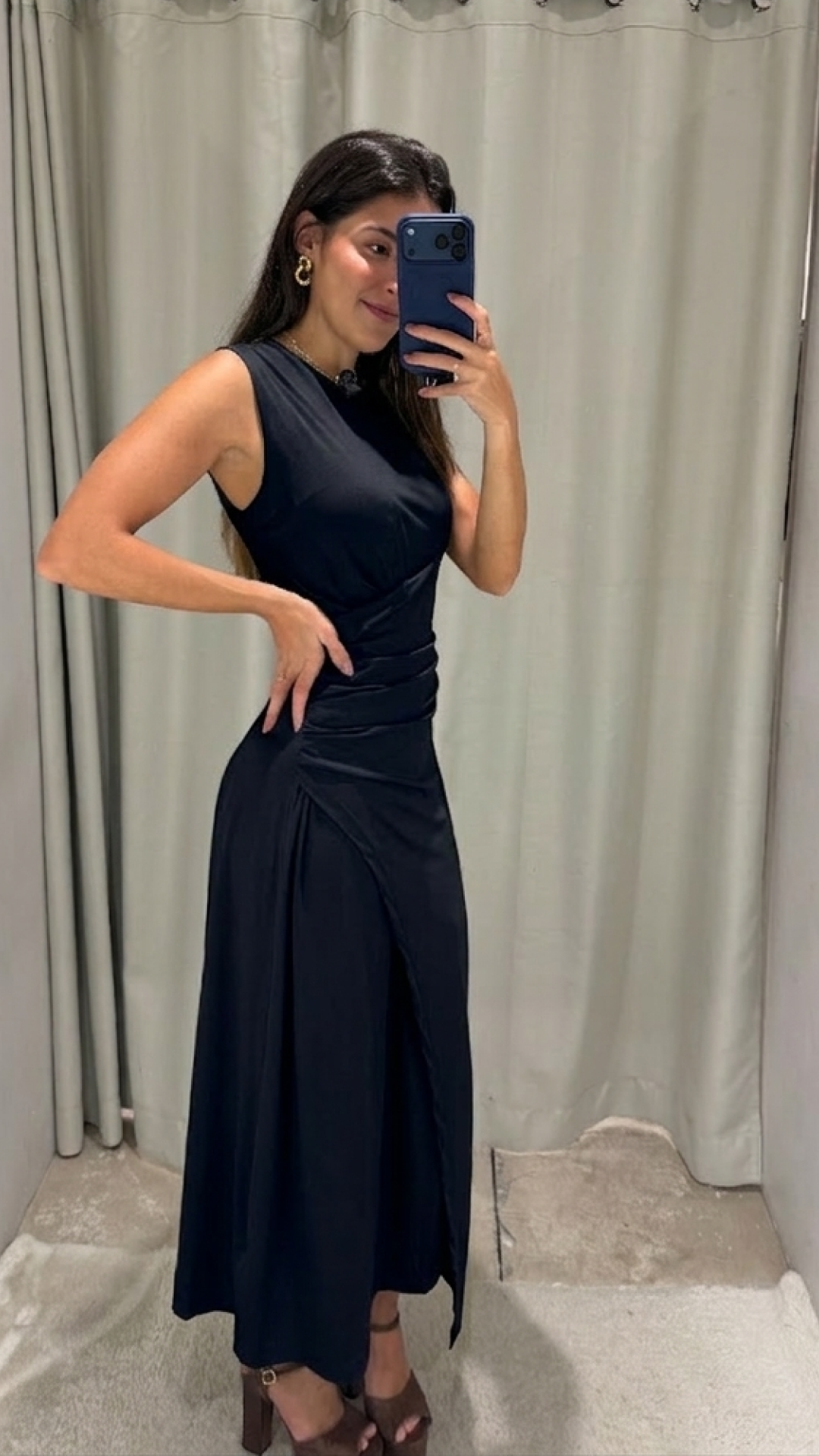 Vestido Midi em Malha Premium com Drapeado Lateral – Eagle Rock