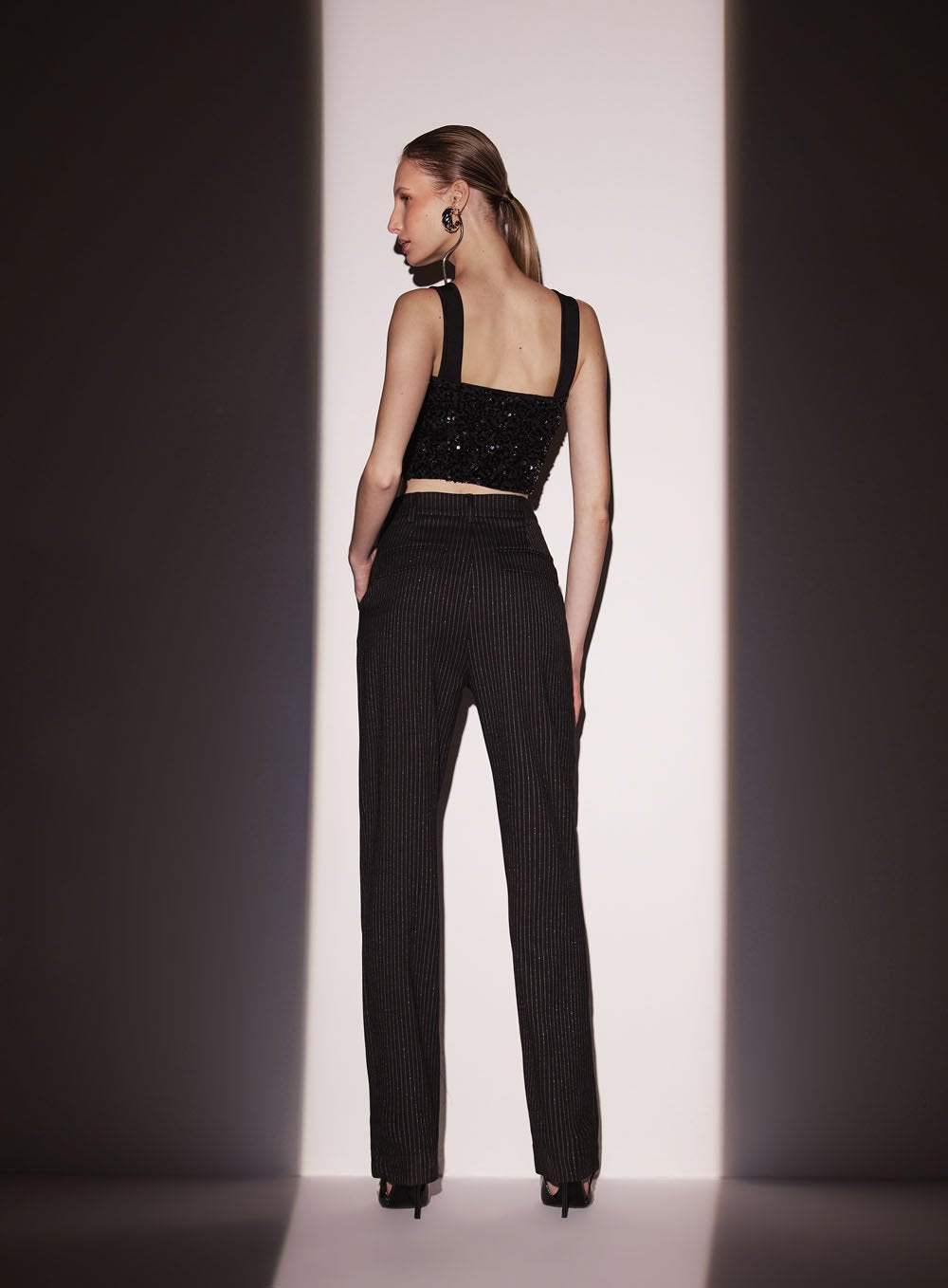 Blusa Paetê Tranding Preto Tufi Duek -SALE