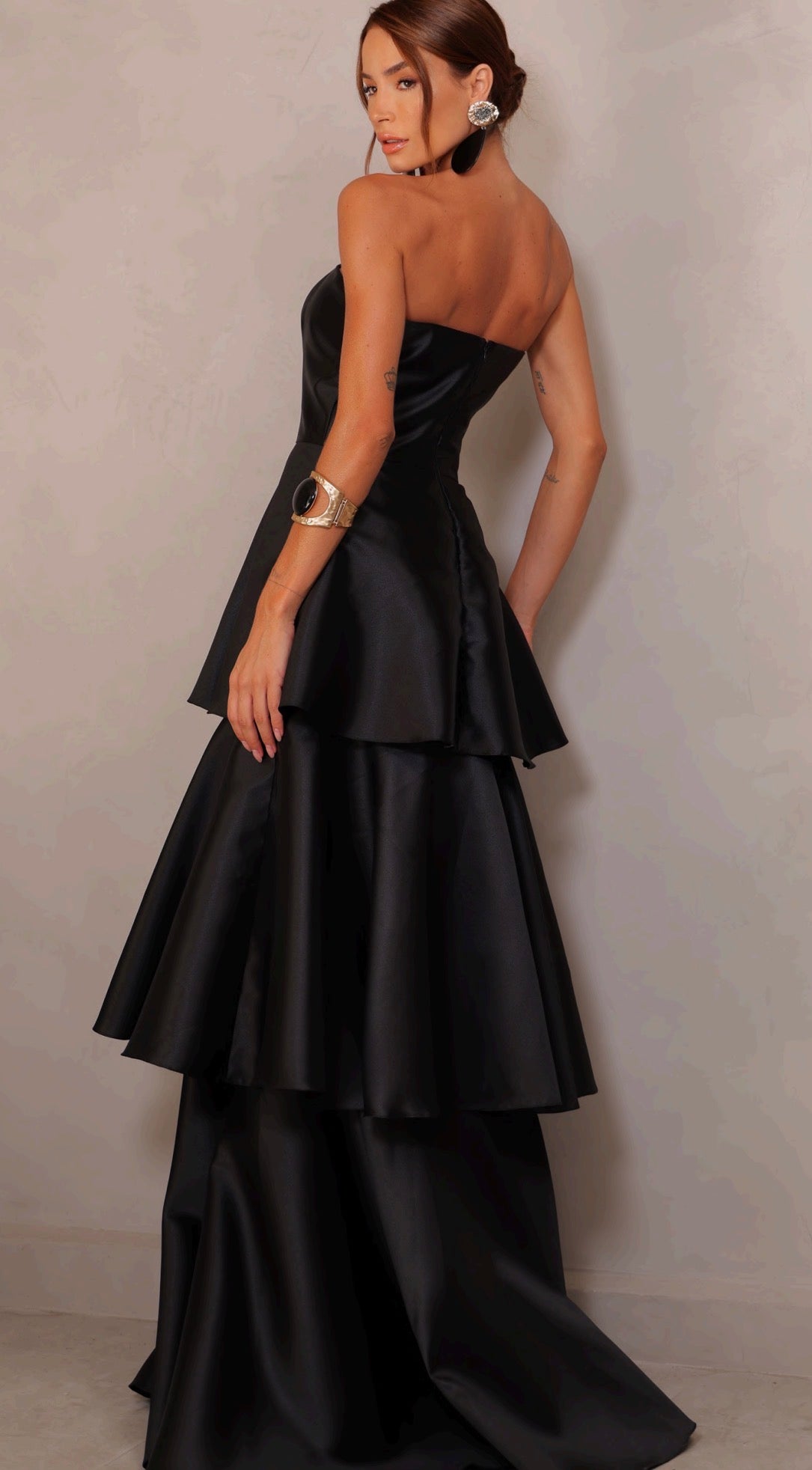 Vestido Preto em Tafetá Amicci
