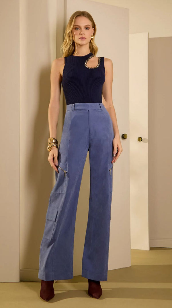 Calça Azul Cargo Isa Paes
