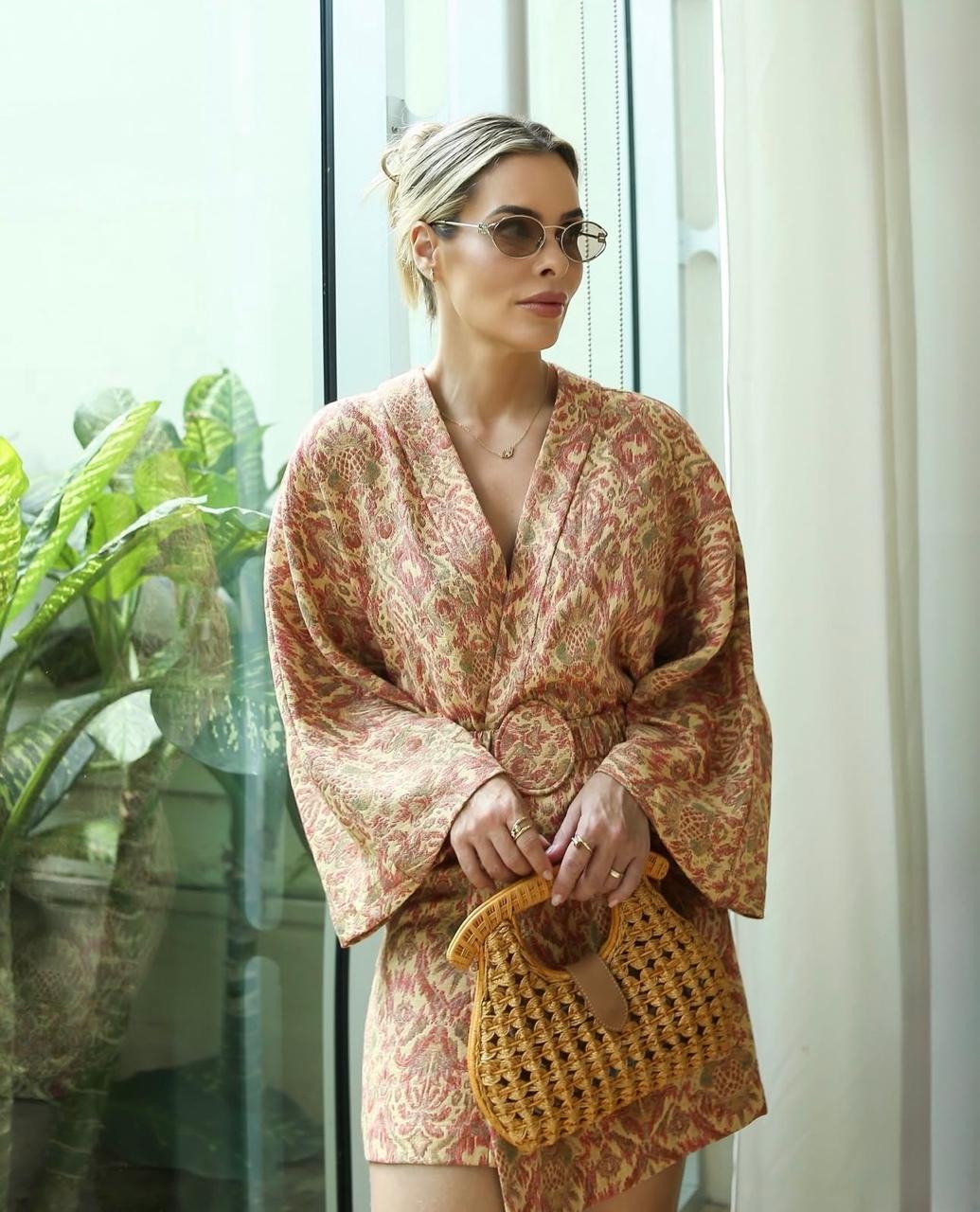 Vestido Kimono Estampado com Cinto Estruturado – Le Beau