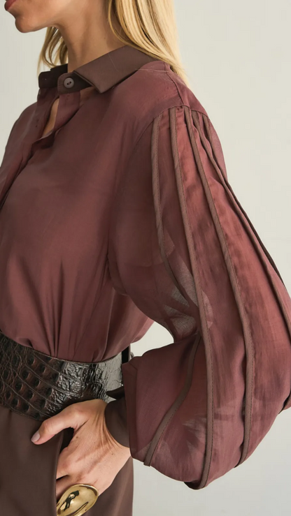 Camisa Marrom Manga Bufante Milena Regina Salomão