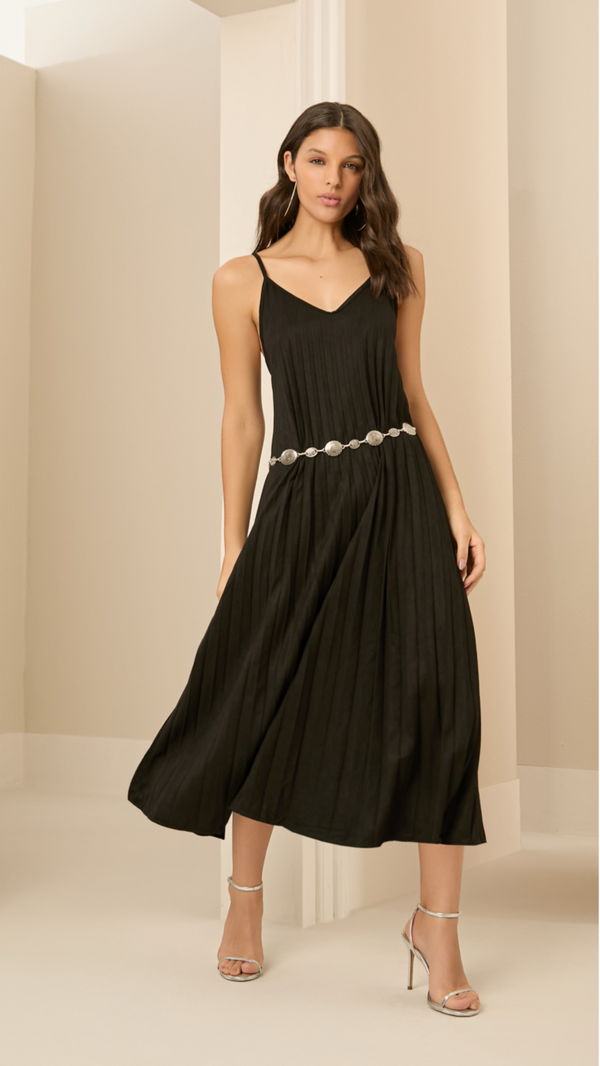 Vestido Preto Plissado Zayra Regina Salomão