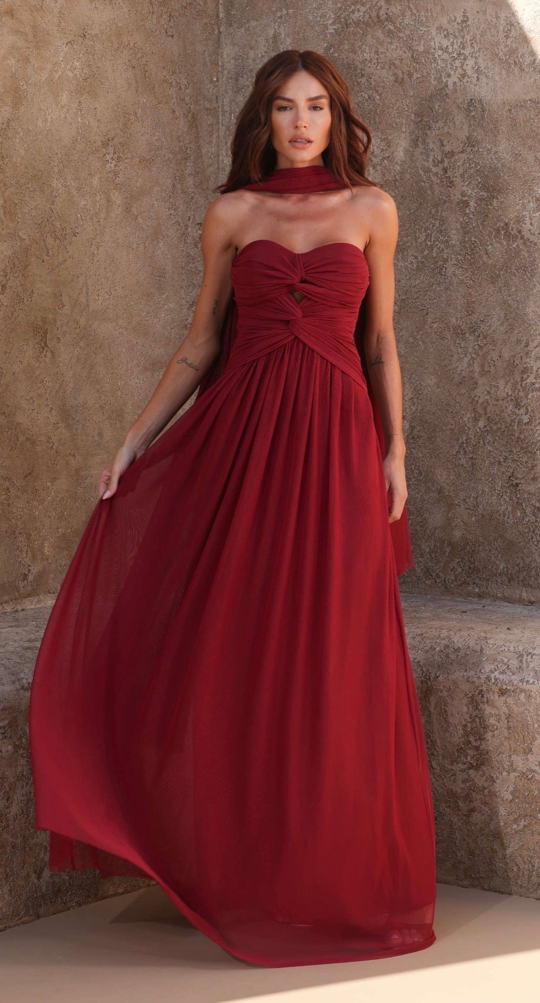 Vestido Verde ou Vermelho Tomara Que Caia Tule Drapeado Amicci