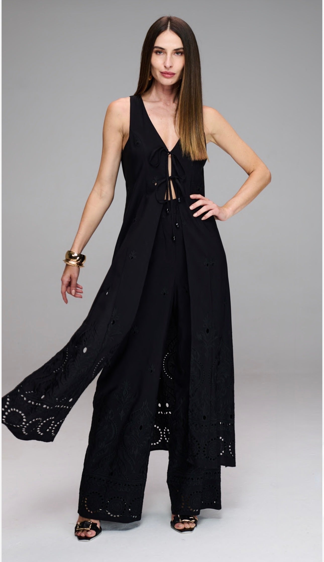 Conjunto Marrom ou Preto Túnica e Calça Manie
