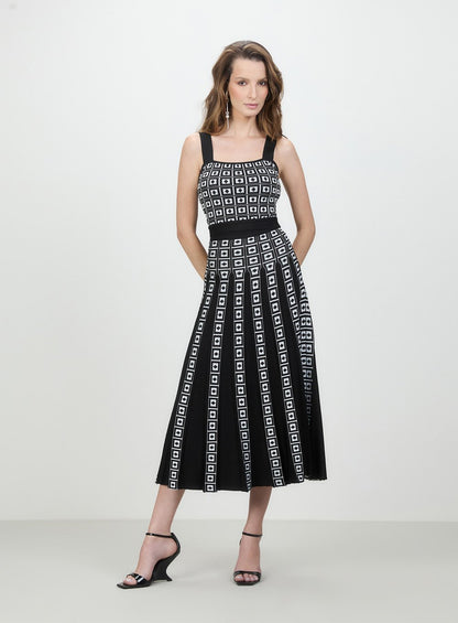 Conj. Top e Saia Tricot Quadriculado Preto Tufi Duek -SALE