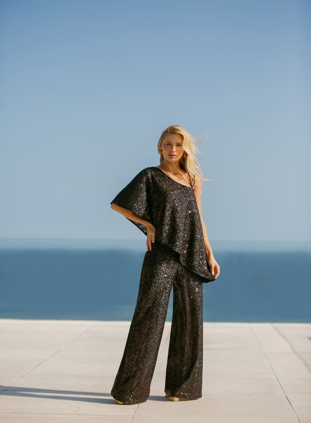 Conjunto Blusa e Calça Pantalona Paetê Preto Tufi Duek -SALE