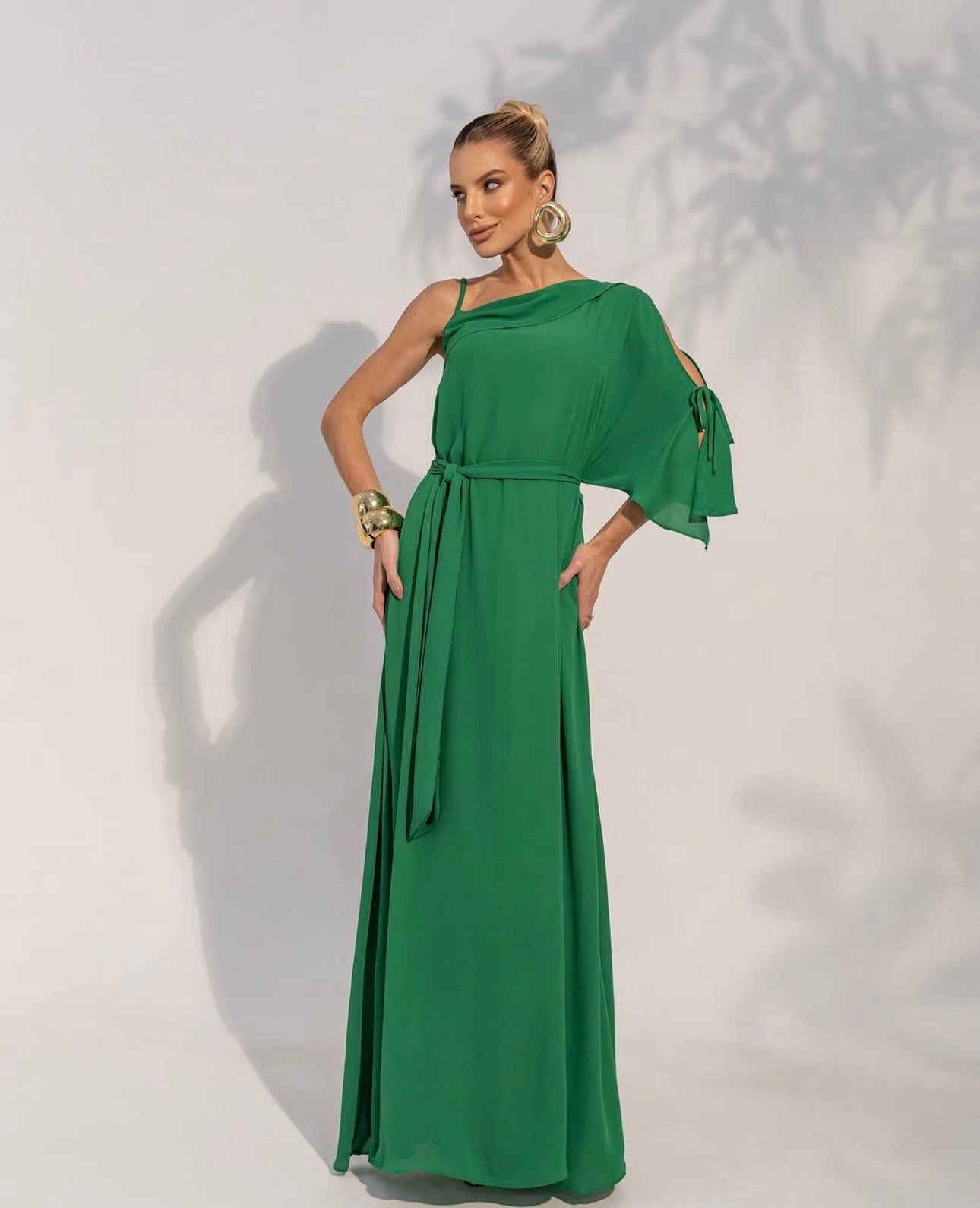 Vestido Verde Ombro Só Fluído Annie Pestana