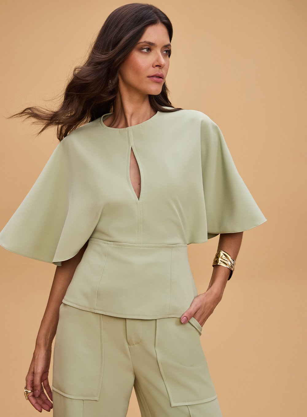 Blusa Capa Costas Verde Tufi Duek -SALE