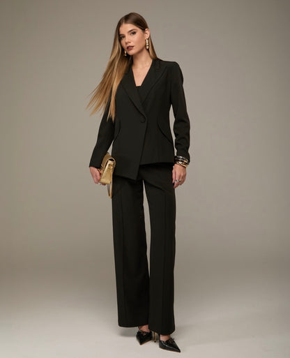 Blazer Preto Em Alfaiataria com Bolsos Manie