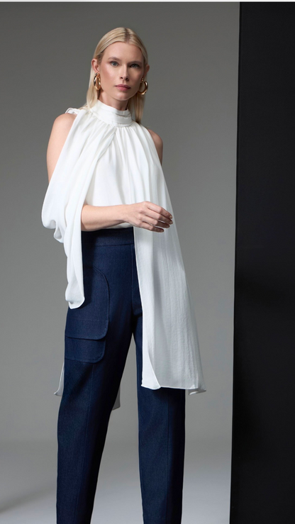 Blusa Branca ou Preta Assimétrica - Strass