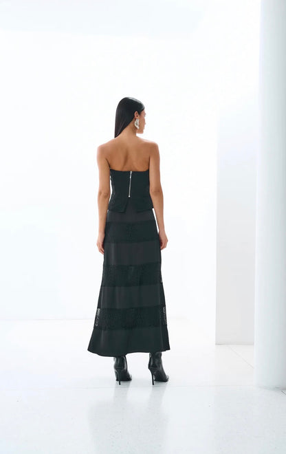 Conjunto Preto Saia e Corset Renda Naila Regina Salomão