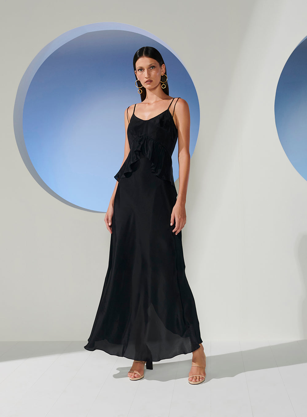Vestido Preto Longo com Babados Tufi Duek