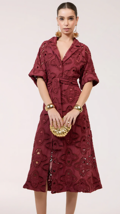 Chemise Vinho ou Off White em Laise - Strass