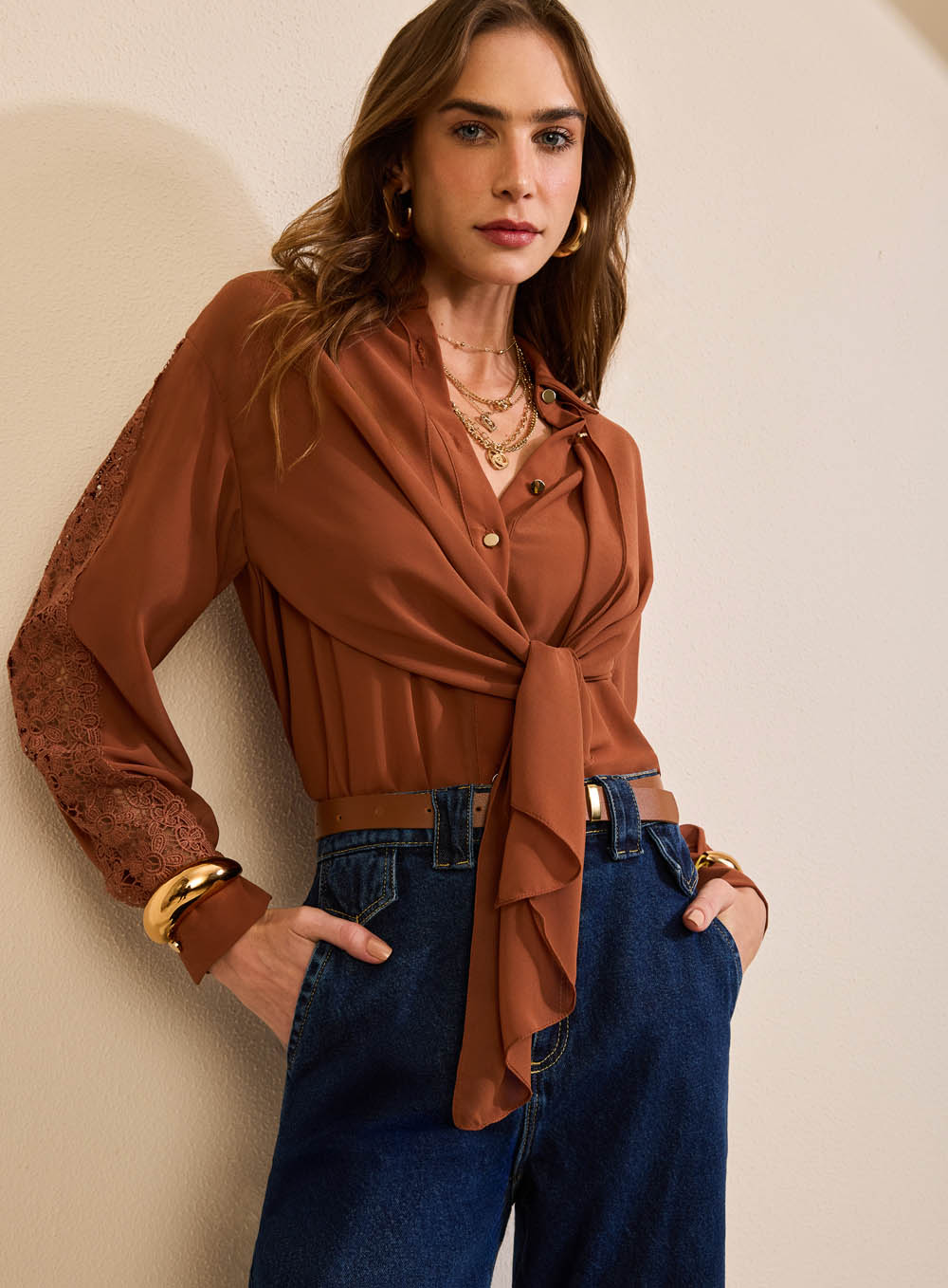 Camisa Marrom com Renda Skazi