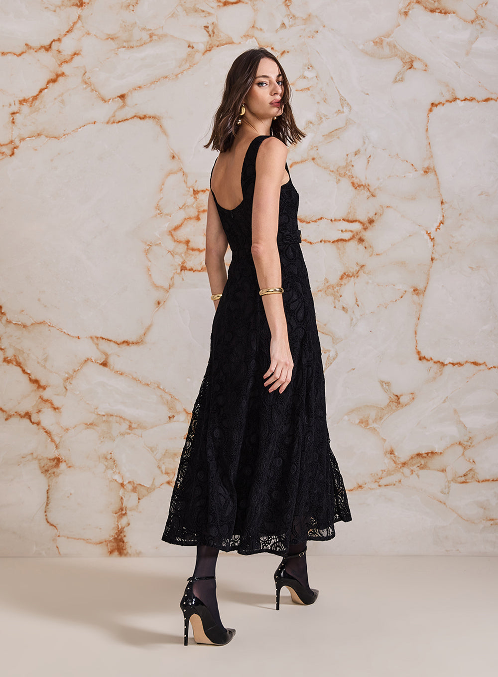 Vestido Preto Renda Midi Skazi