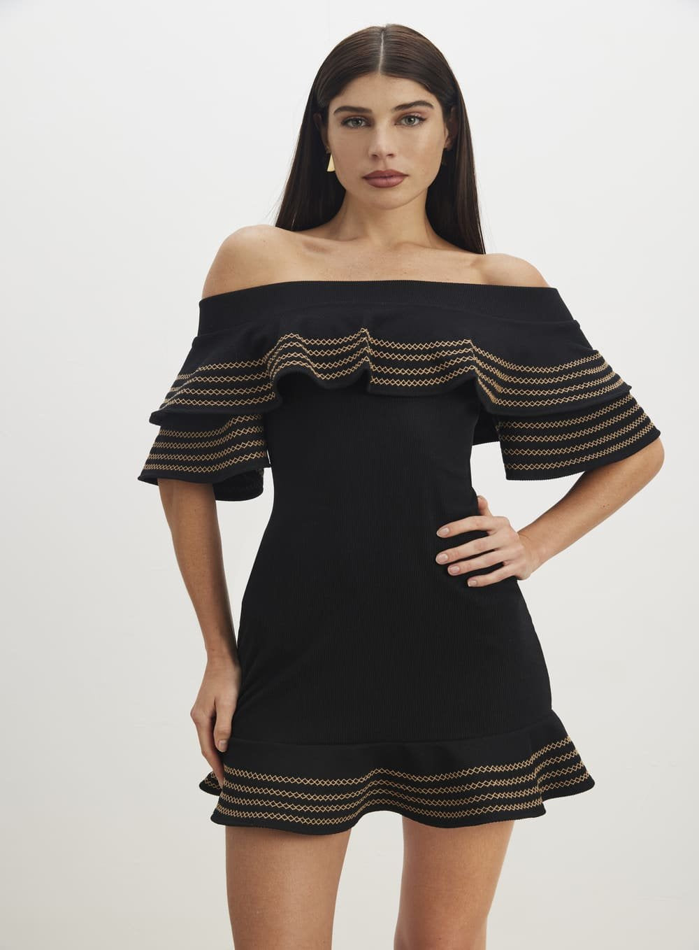 Vestido Curto Babado Preto Skazi -SALE