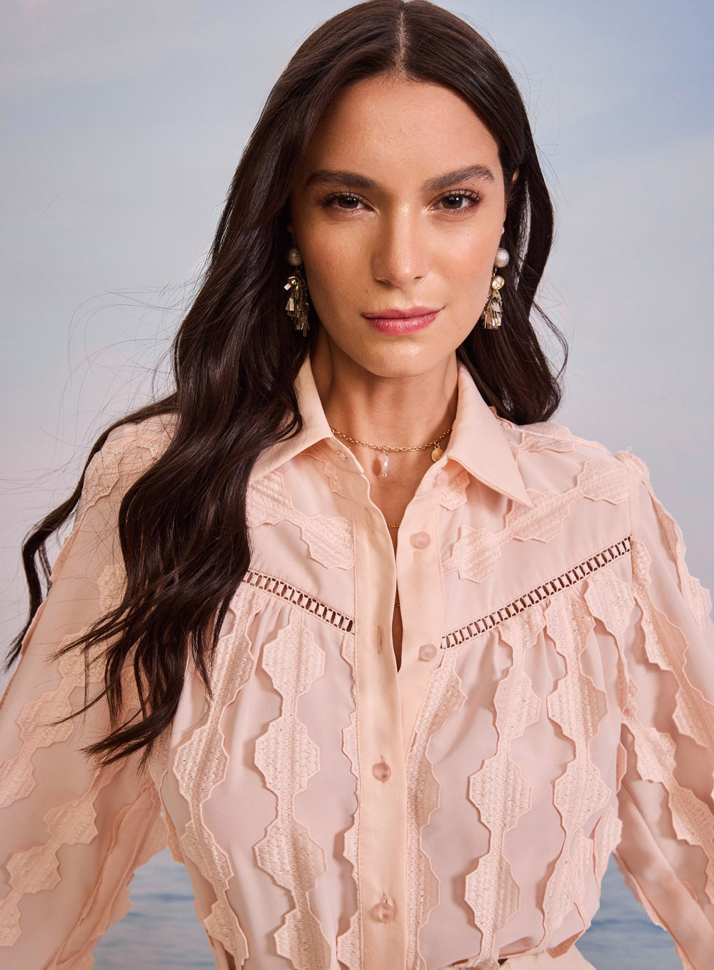 Camisa Rosa Bordada em Renda Skazi