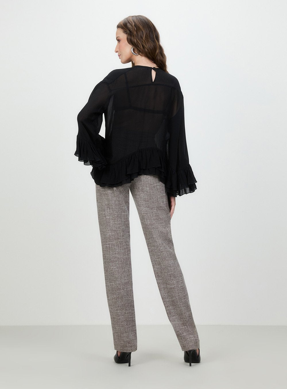 Blusa Georgette Babados Barra Preto Tufi Duek -SALE