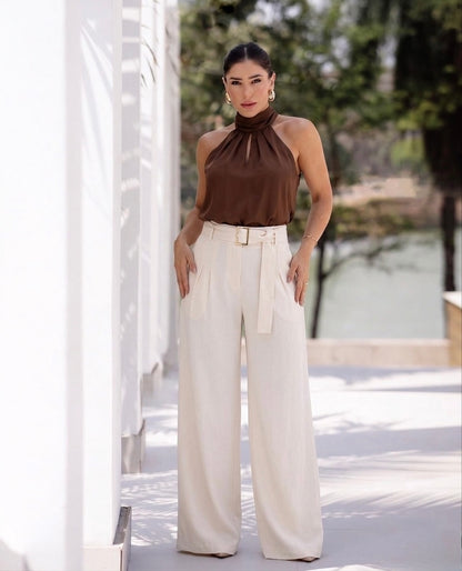 Calça Off White com Cinto Annie Pestana