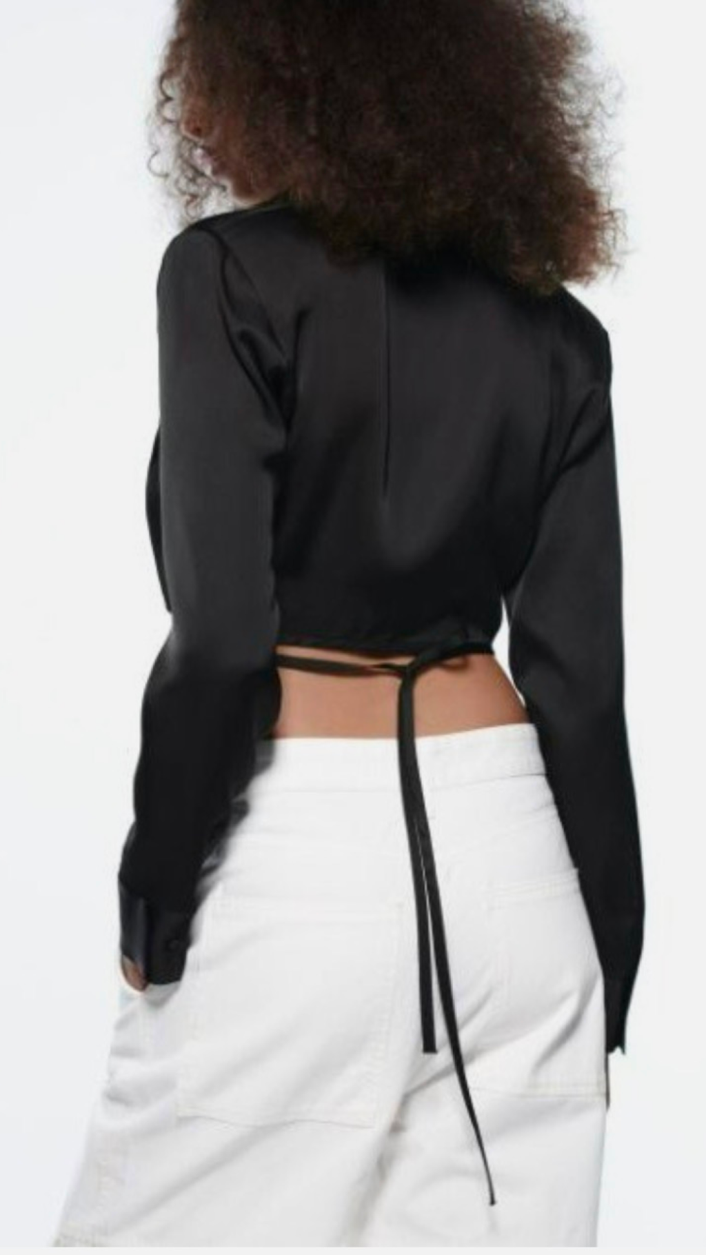 Blusa Preta Cropped Cetim Zara