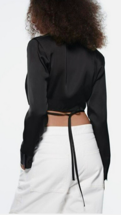 Blusa Preta Cropped Cetim Zara