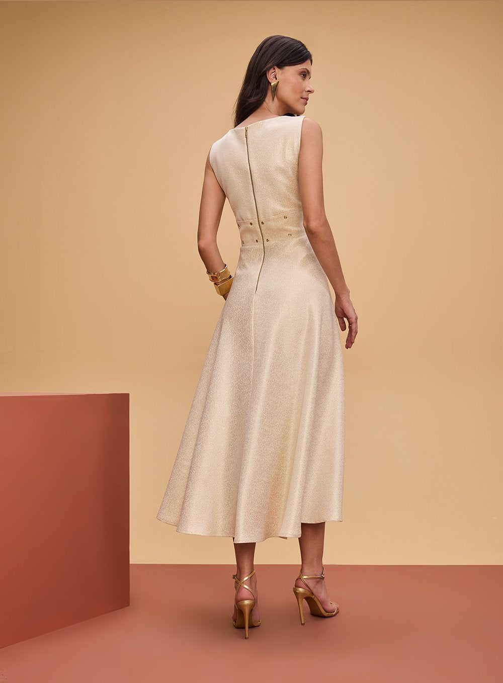 Vestido Midi Jacquard Ilhos Bege Tufi Duek -SALE