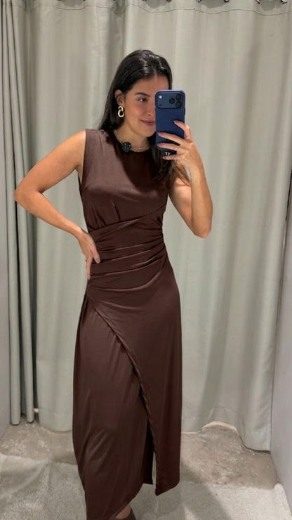 Vestido Midi em Malha Premium com Drapeado Lateral – Eagle Rock