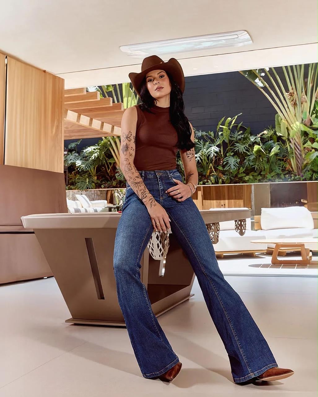 Calça Azul Jeans Flare Consciência
