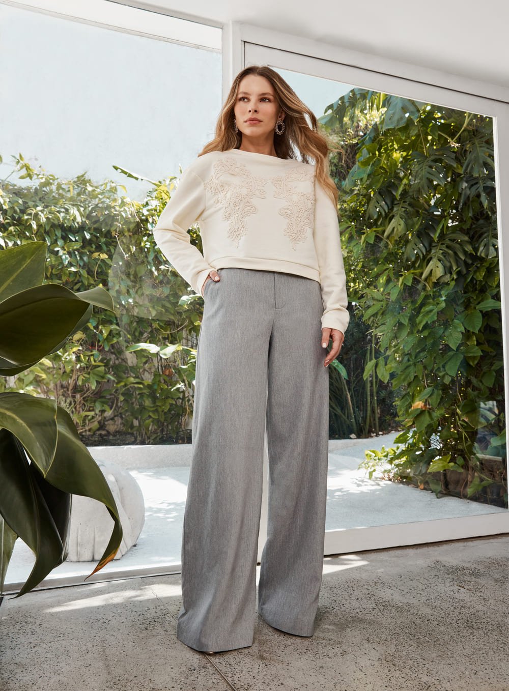 Blusa Moletom com Aplicação Off White Skazi -SALE