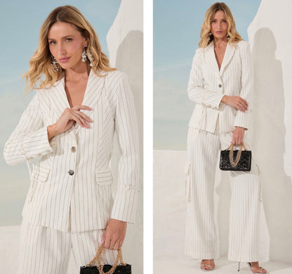 Blazer Off White ou Bege Risca de Giz Oásis