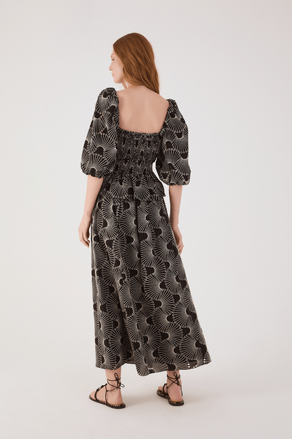 Conjunto Preto Bordado Branco em Laise Dress To