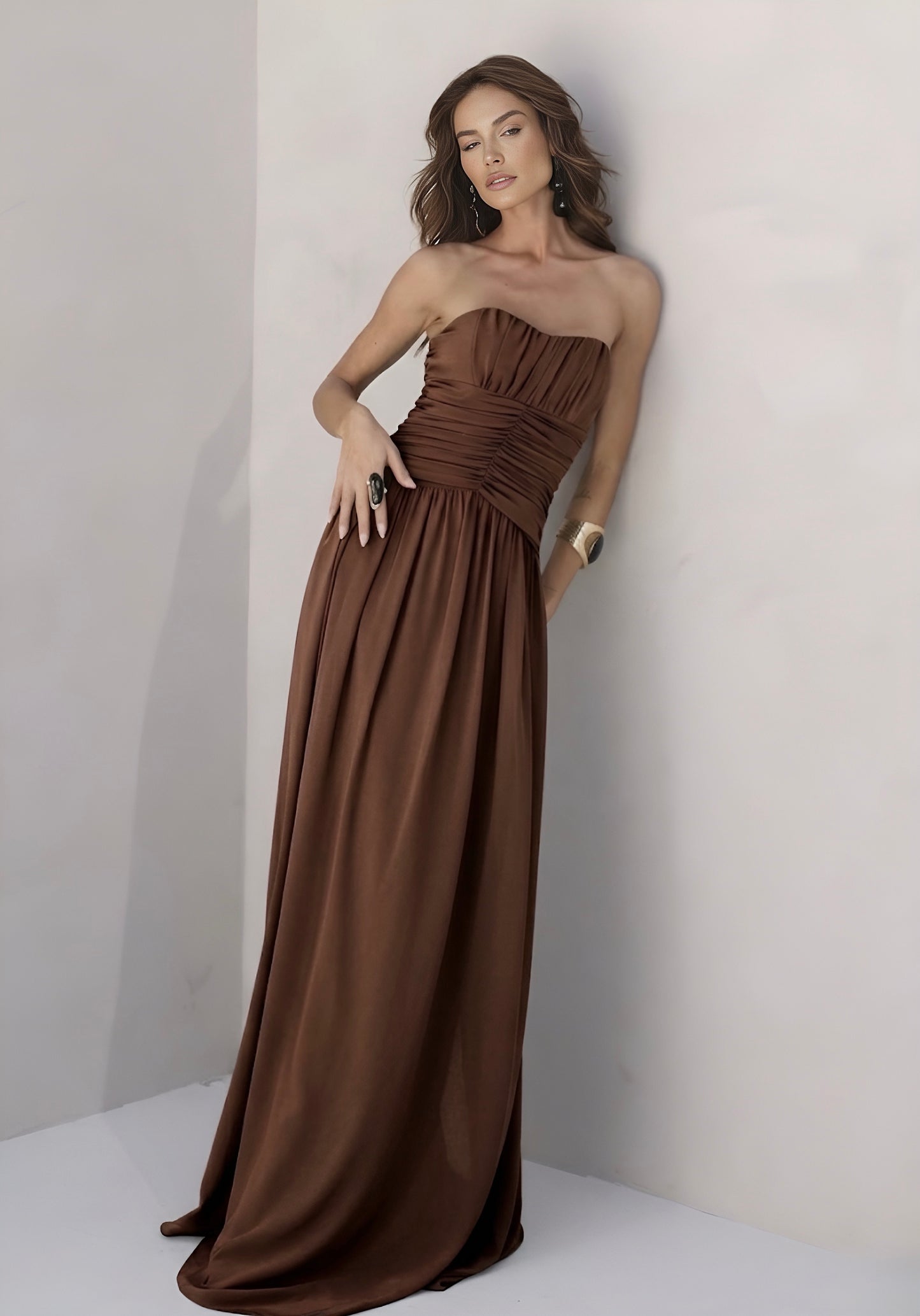 Vestido Verde ou Marrom Tule Capa Amicci