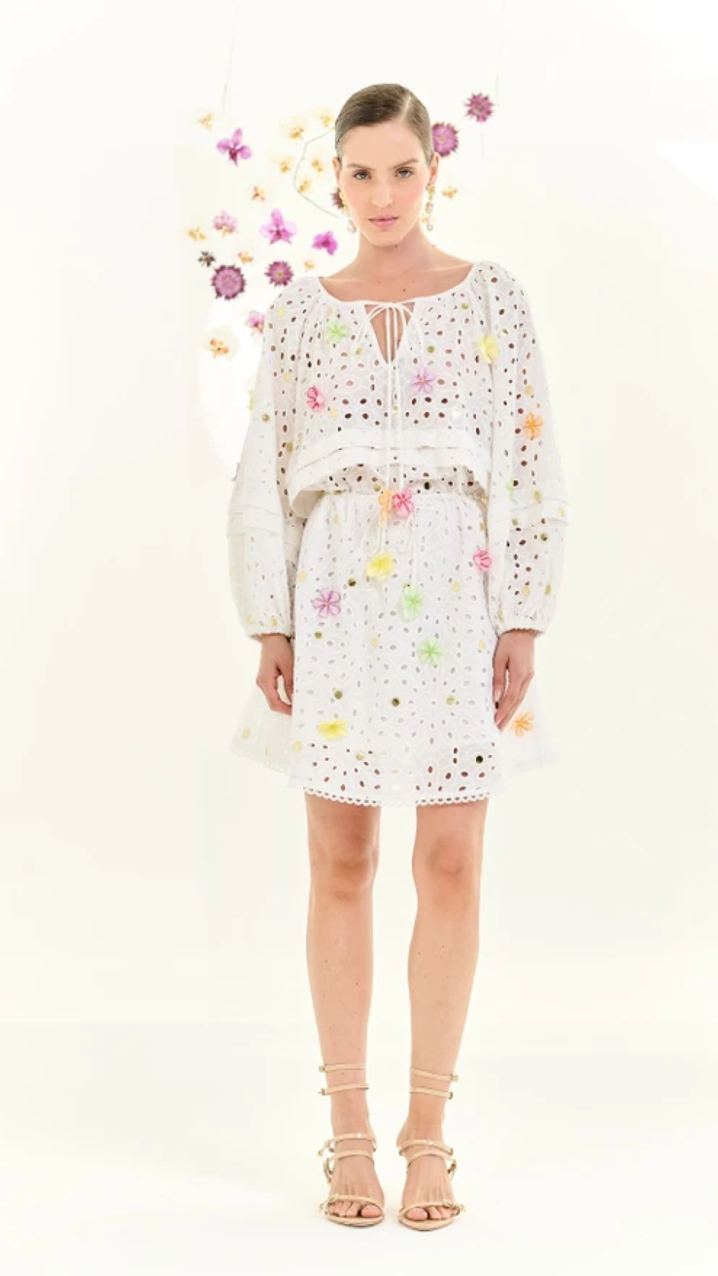 Vestido Branco Bordado Flores Nammos