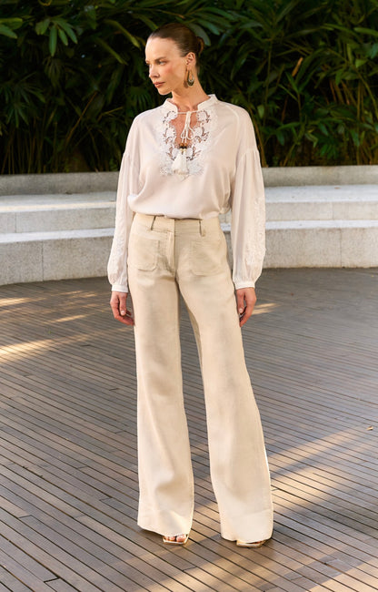 Blusa Bata Off White ou Verde com Renda Fleche D’Or