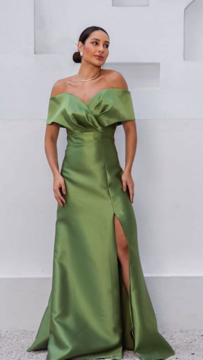 Vestido Verde Fenda Ombro a Ombro Legacy