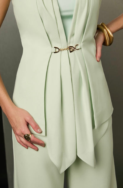 Conjunto Verde Colete Detalhe Corrente e Calça Siena