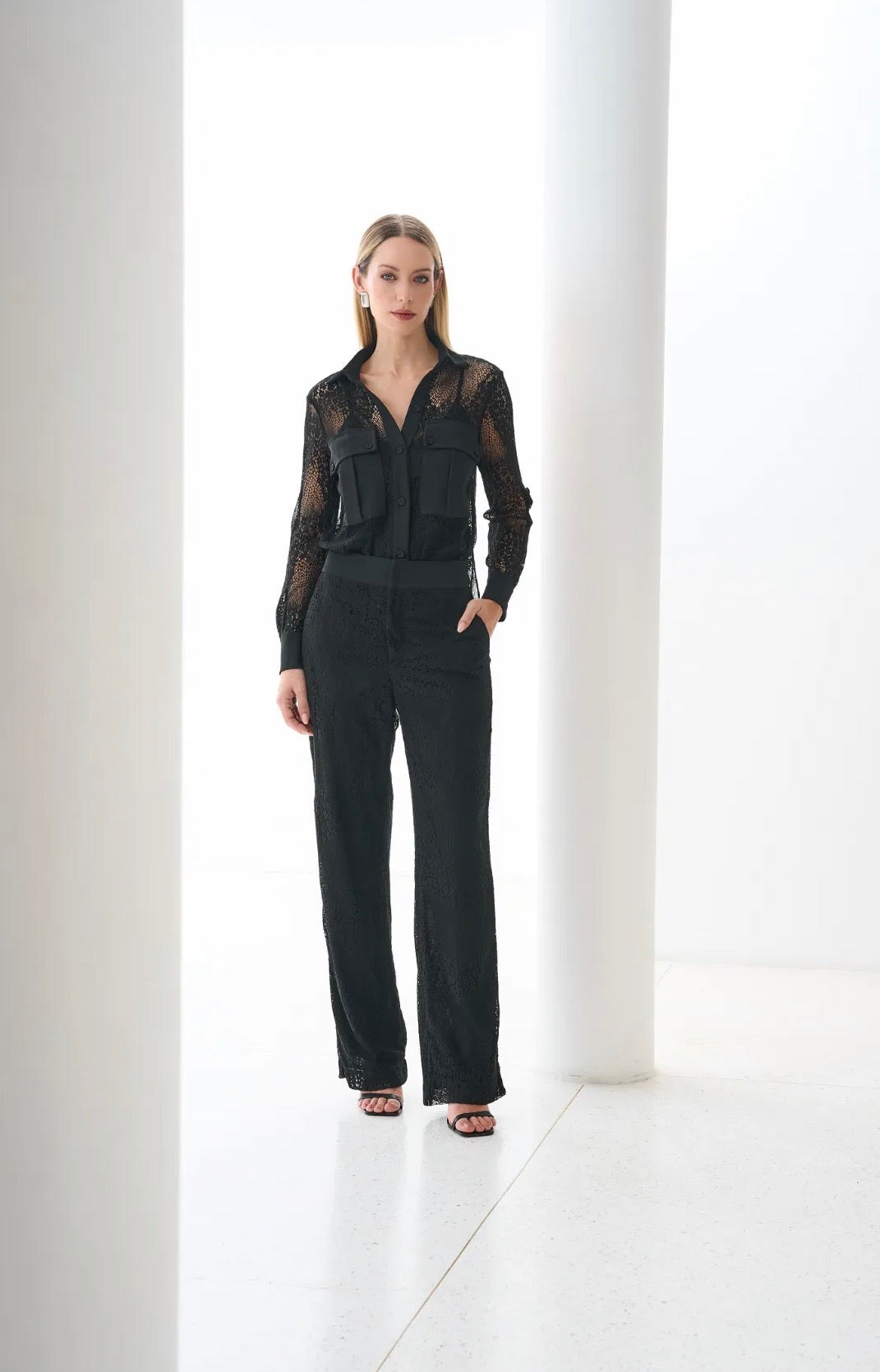 Conjunto Preto Camisa e Calça em Renda Georgina Regina Salomão