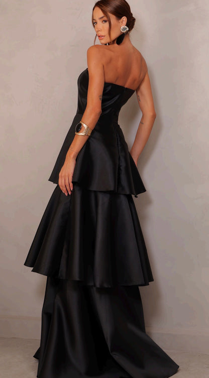 Vestido Preto em Tafetá Amicci