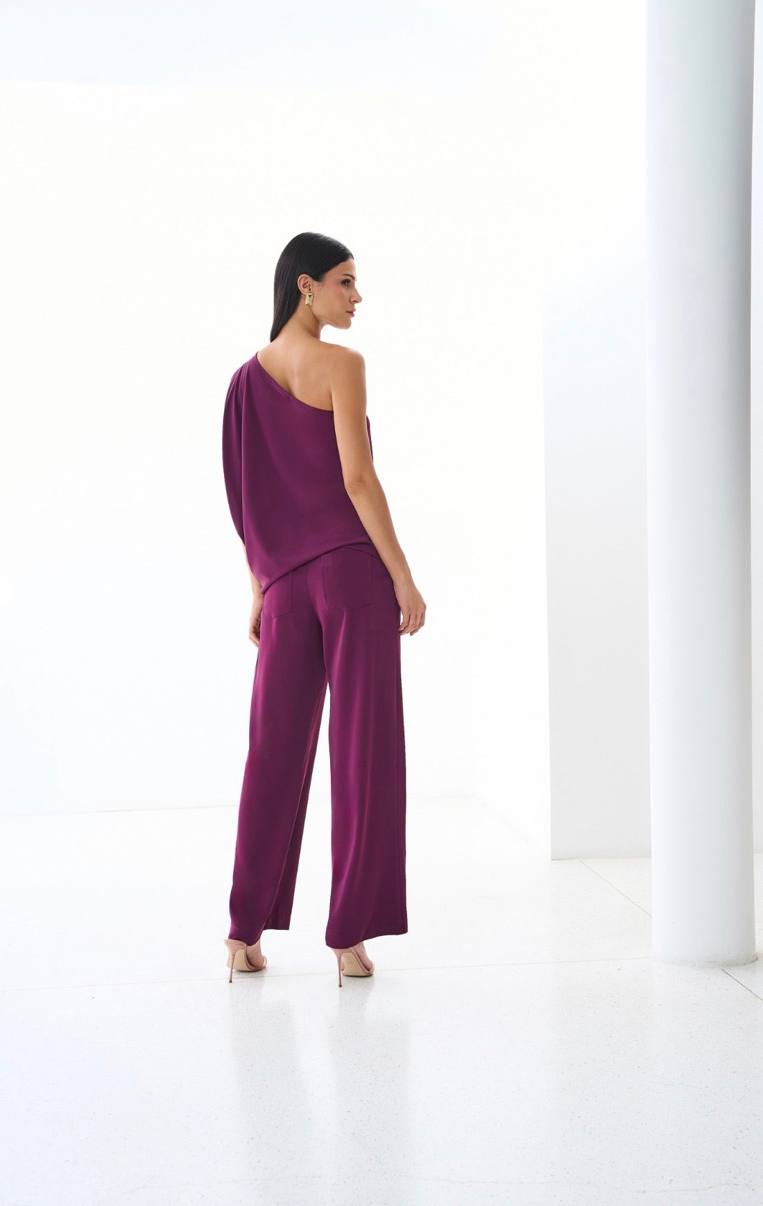 Conjunto Vinho ou Verde Ombro Só Rayssa Regina Salomão