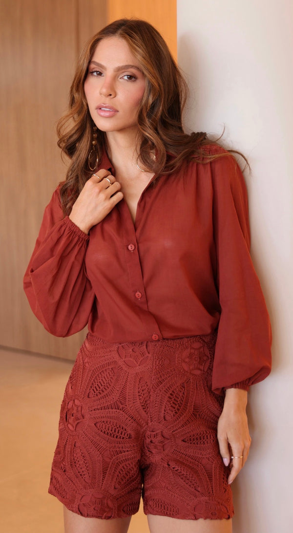 Camisa Azul ou Terracota com Renda Eugenia Regina Salomão