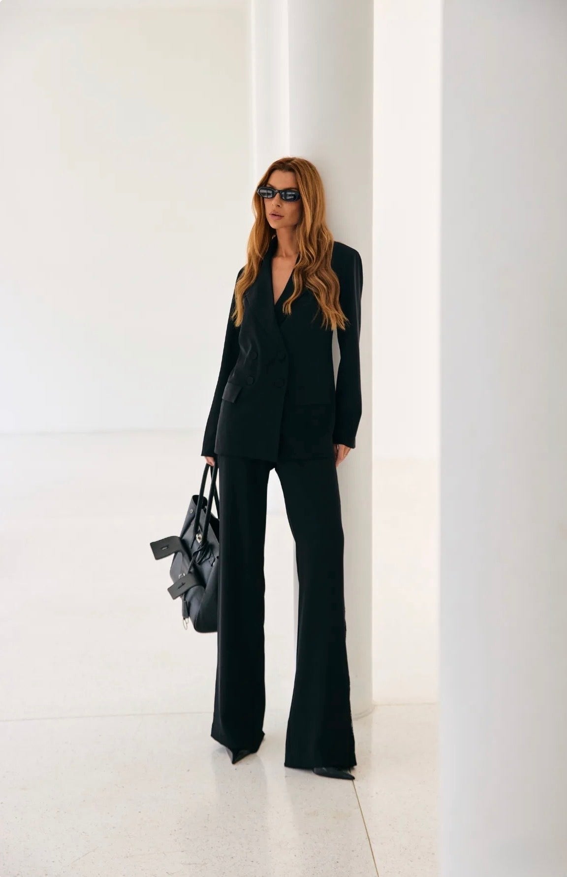 Conjunto Preto Blazer Valéria e Calça Alice Regina Salomão