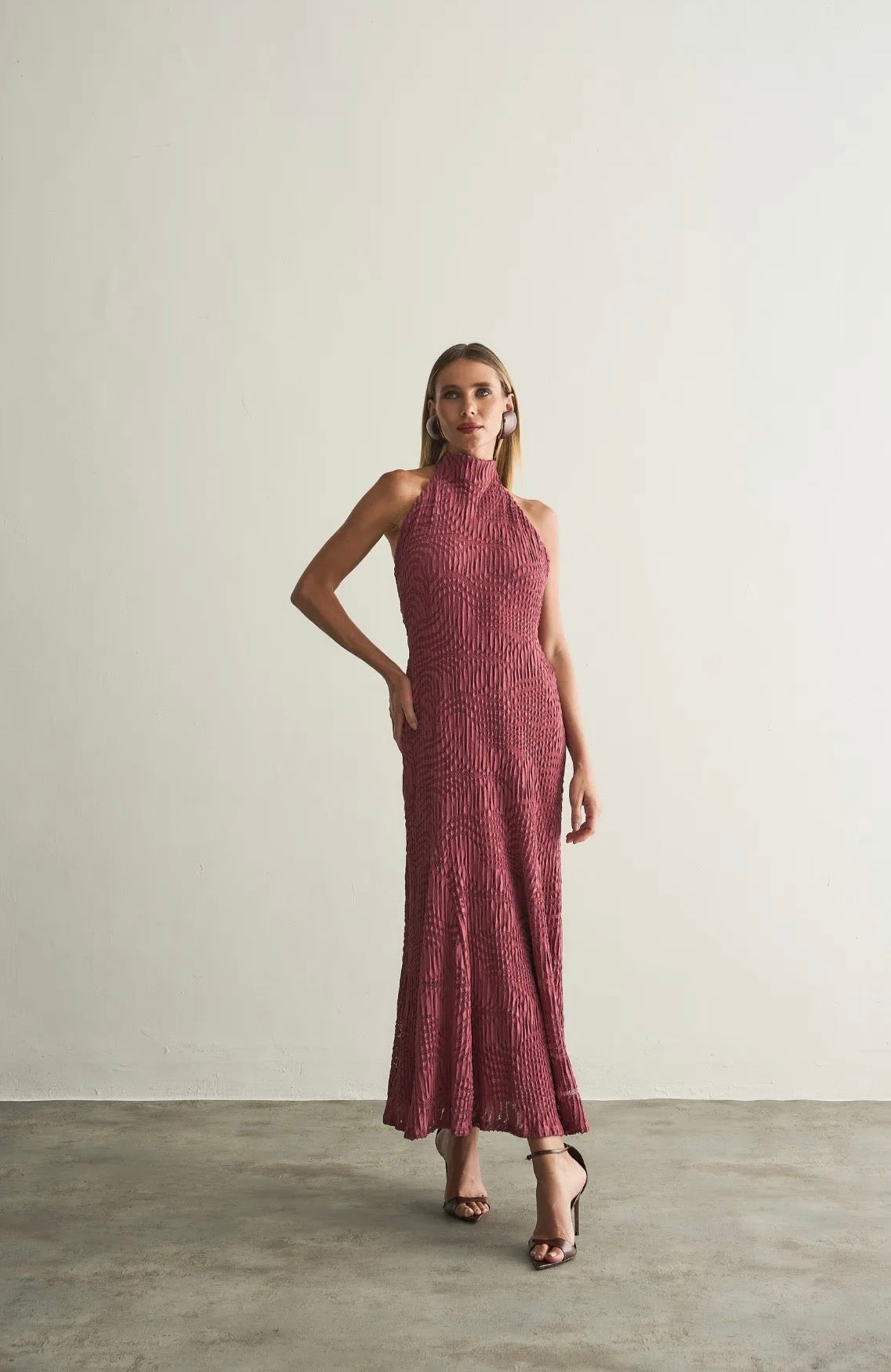 Vestido Rosa com Textura Verônica Regina Salomão
