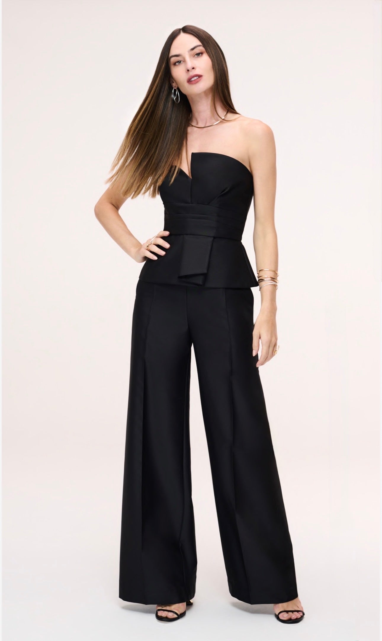 Conjunto Preto ou Vinho em Tafetá Manie