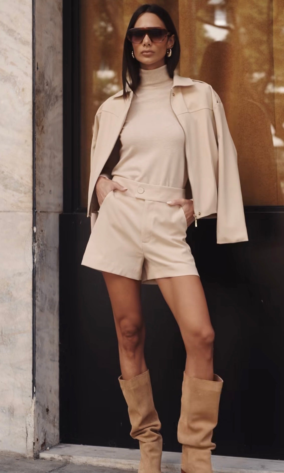 Conjunto Nude Short e Jaqueta Clarisse Regina Salomão