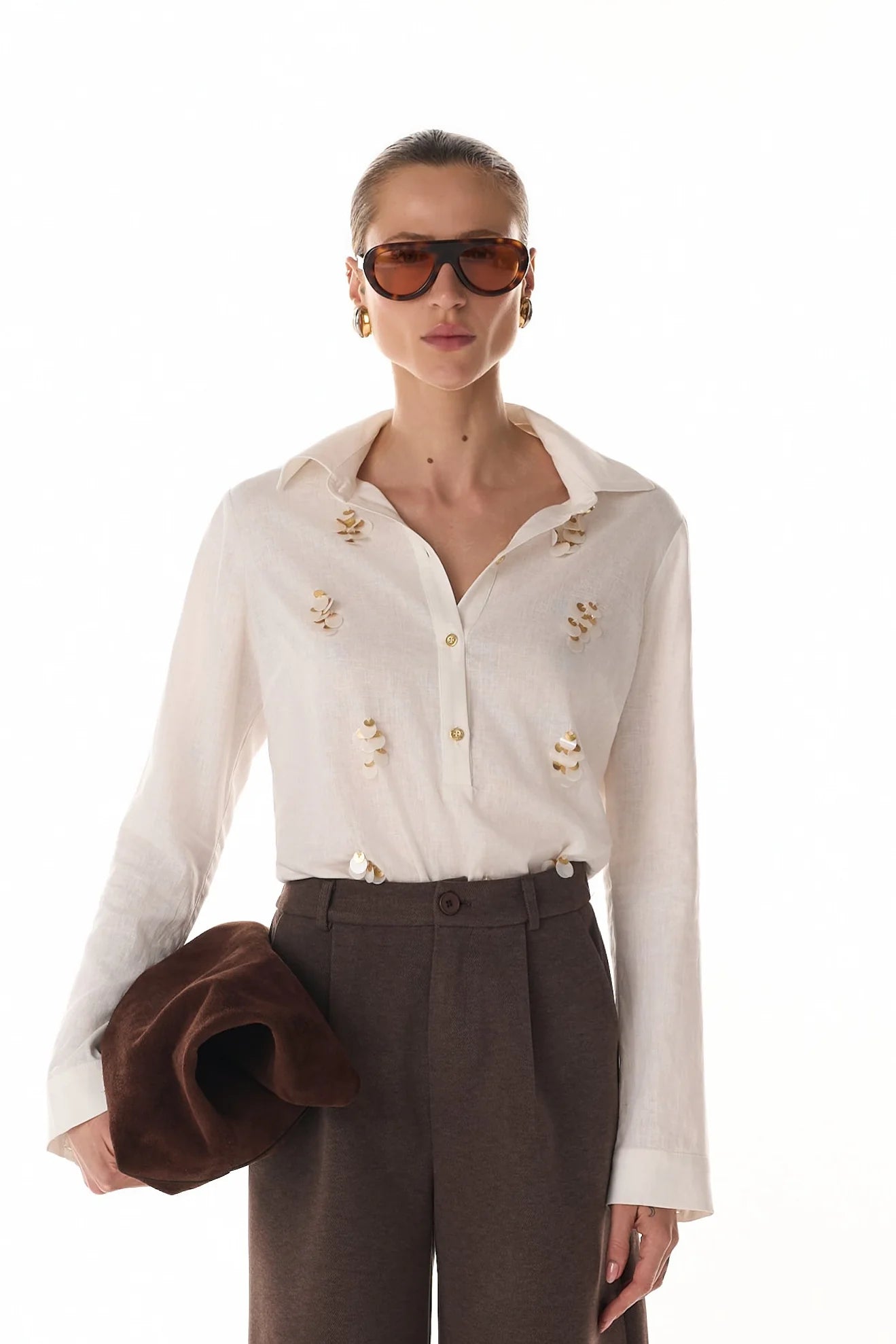 Camisa Azul, Off White ou Marrom em Linho com Paetê Fleche D’Or