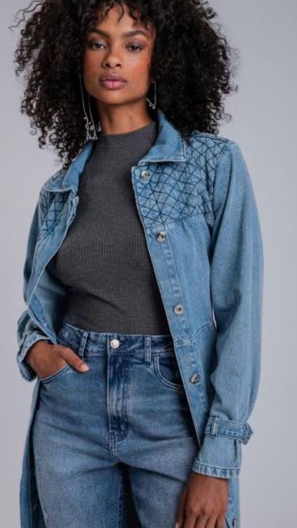 Jaqueta Azul Jeans Bordada Lez a Lez