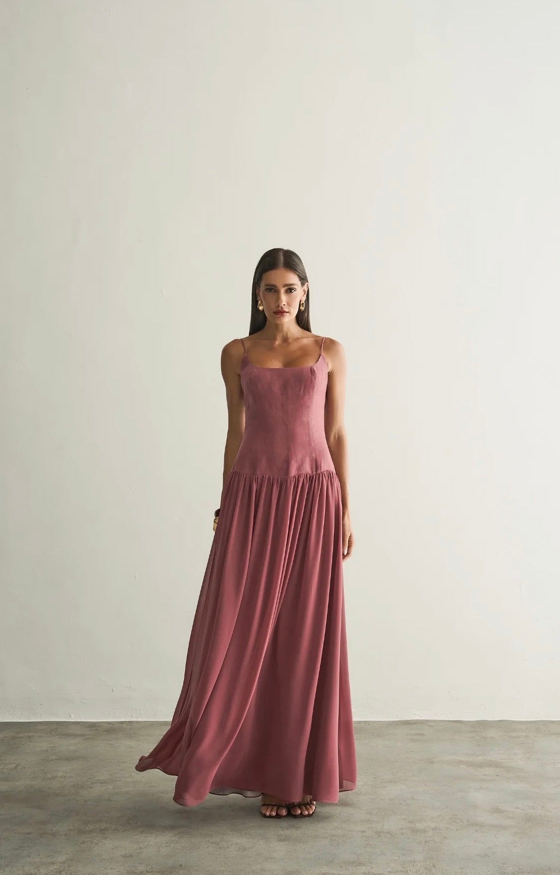 Vestido Rosa Cós Baixo Milena Regina Salomão