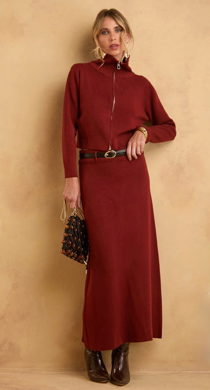 Conjunto Vinho ou Preto em Tricot Manie