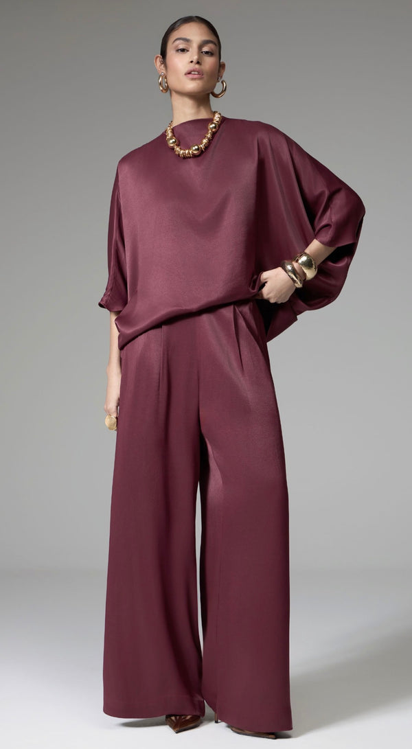 Conjunto Vinho ou Marrom Cetim Strass